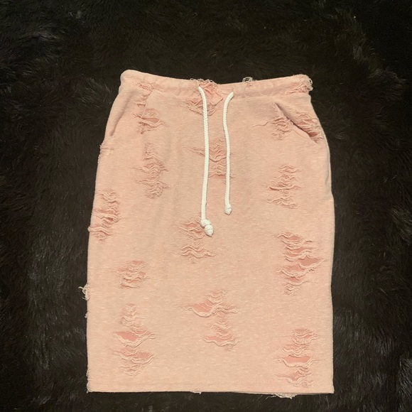 May Pink Distressed Pink Mini Skirt Size Small - Picture 4 of 8